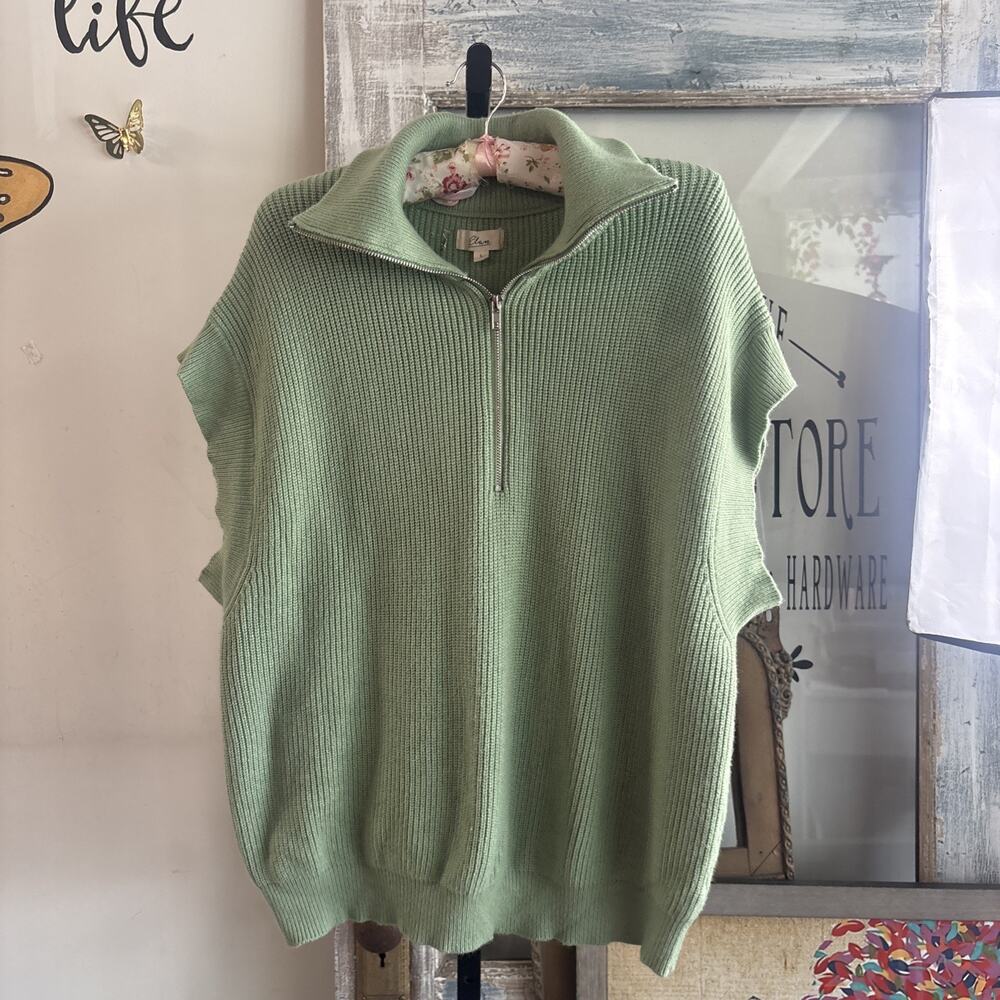 Boutique Brand Elam Size Large Green Sweater Vest With Zipper